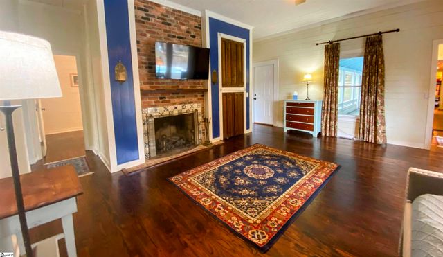1124 Tugaloo Road, Landrum, SC 29356