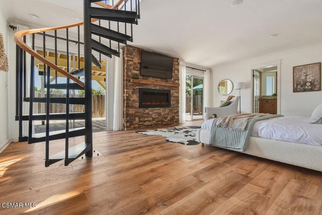 376 S Ventu Park Road, Newbury Park, CA 91320