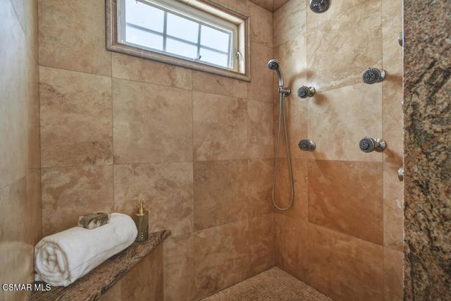 376 S Ventu Park Road, Newbury Park, CA 91320