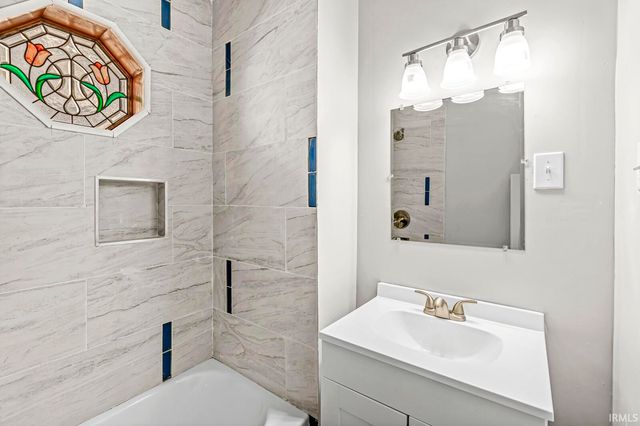 734 S 33rd Street, South Bend, IN 46615