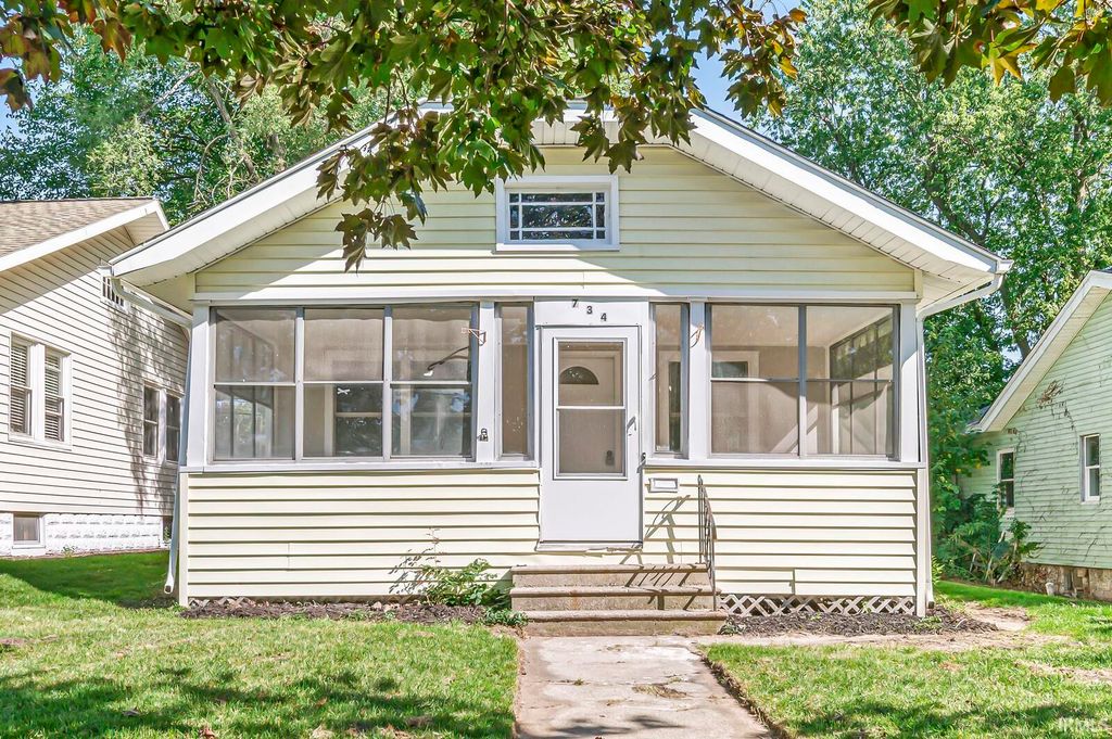 734 S 33rd Street, South Bend, IN 46615