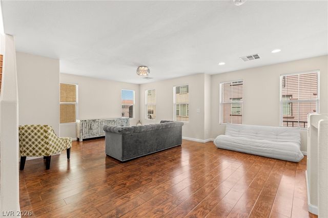 6984 Canary Ivy Way, Las Vegas, NV 89156