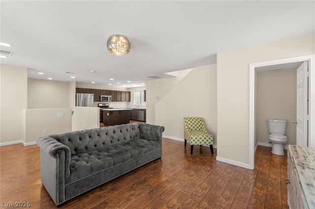 6984 Canary Ivy Way, Las Vegas, NV 89156