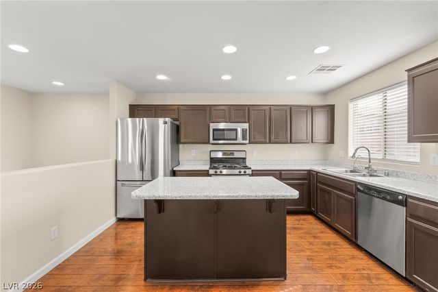 6984 Canary Ivy Way, Las Vegas, NV 89156