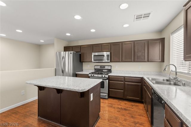 6984 Canary Ivy Way, Las Vegas, NV 89156