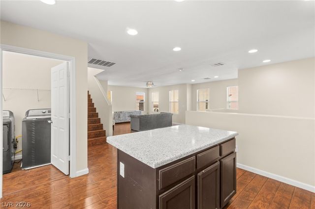 6984 Canary Ivy Way, Las Vegas, NV 89156