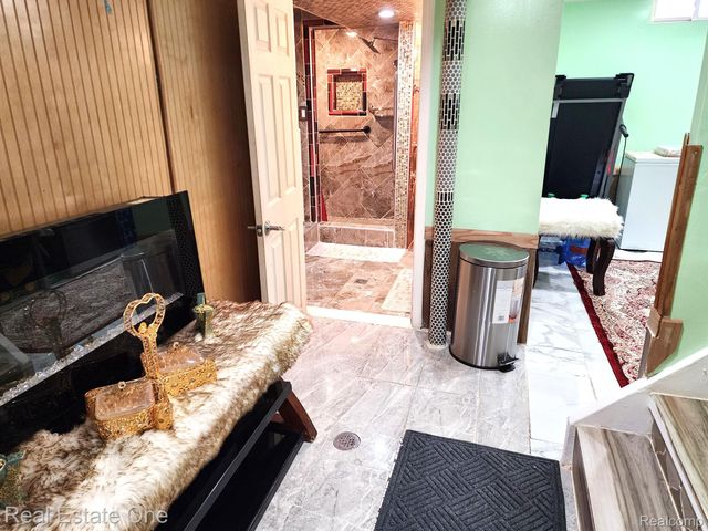 14203 BARCLAY Street, Dearborn, MI 48126