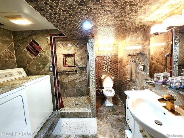 14203 BARCLAY Street, Dearborn, MI 48126