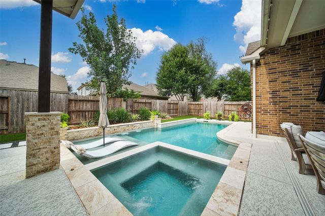 28730 Maple Red Drive, Katy, TX 77494