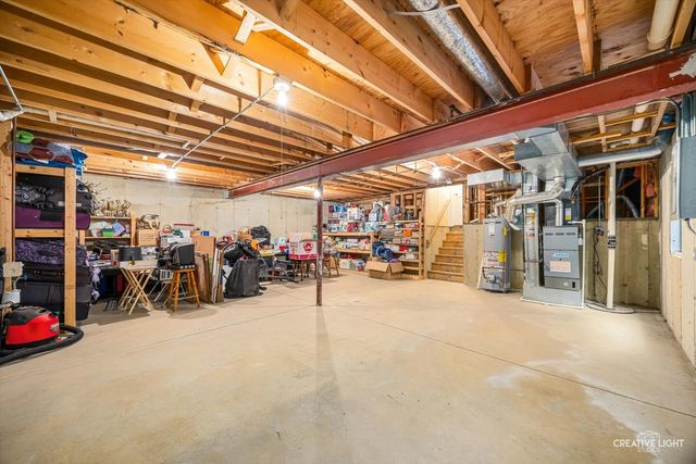 308 Chesapeake Lane, Bloomingdale, IL 60108