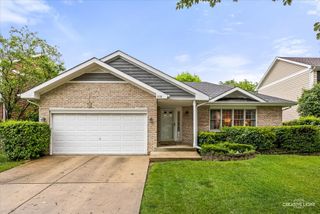 308 Chesapeake Lane, Bloomingdale, IL 60108