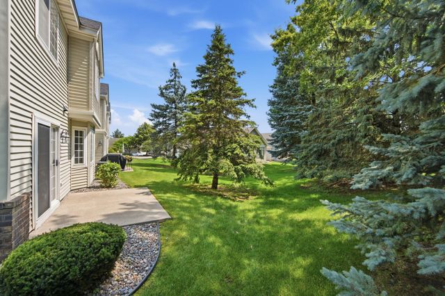 17700 41st Avenue N 80, Plymouth, MN 55446