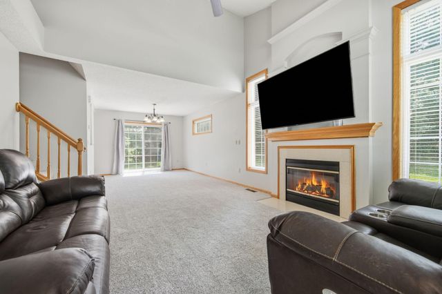 17700 41st Avenue N 80, Plymouth, MN 55446