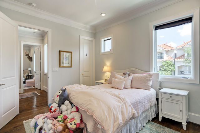 1632 Potomac Drive, Houston, TX 77057