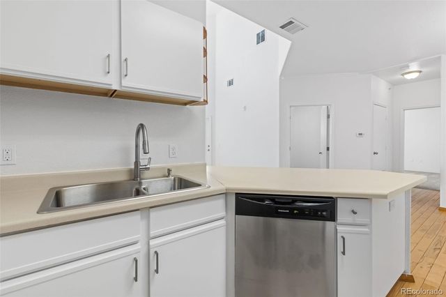 18930 E Warren Circle D205, Aurora, CO 80013