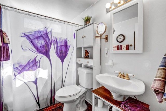 23106 Baltar, West Hills (los Angeles), CA 91304