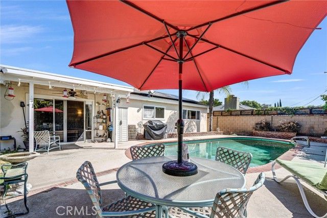 23106 Baltar, West Hills (los Angeles), CA 91304