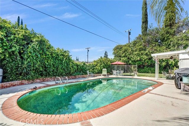 23106 Baltar, West Hills (los Angeles), CA 91304