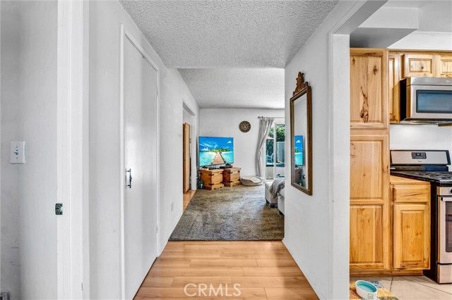 23106 Baltar, West Hills (los Angeles), CA 91304