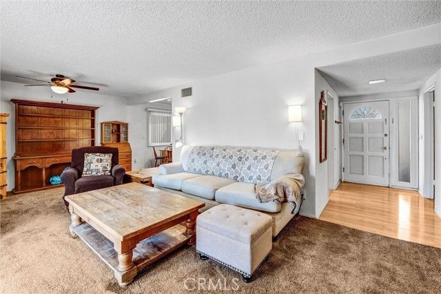 23106 Baltar, West Hills (los Angeles), CA 91304