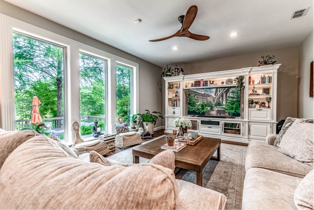 4105 Cross Bend Drive, Arlington, TX 76016