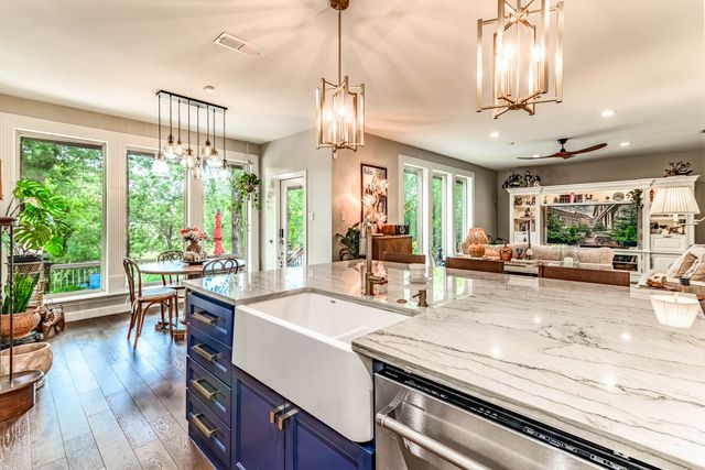 4105 Cross Bend Drive, Arlington, TX 76016