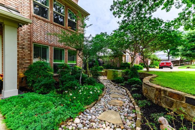 4105 Cross Bend Drive, Arlington, TX 76016