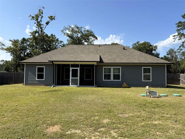 162 County Road 2221, Cleveland, TX 77327