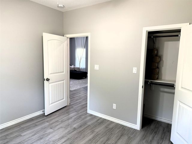 162 County Road 2221, Cleveland, TX 77327