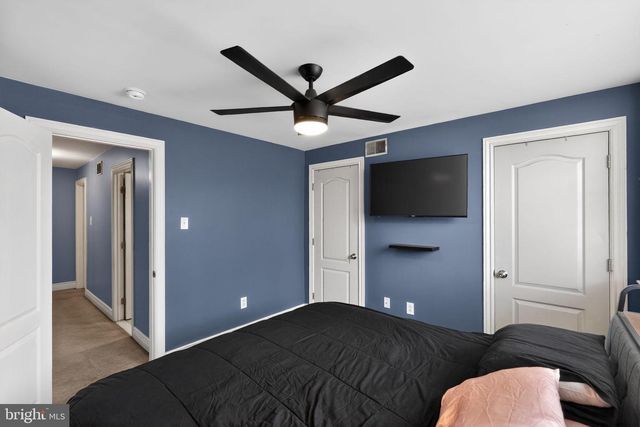 2907 S SYDENHAM ST, Philadelphia, PA 19145