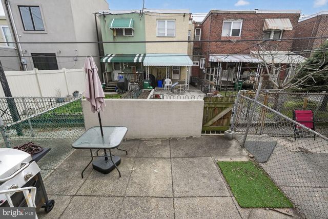 2907 S SYDENHAM ST, Philadelphia, PA 19145