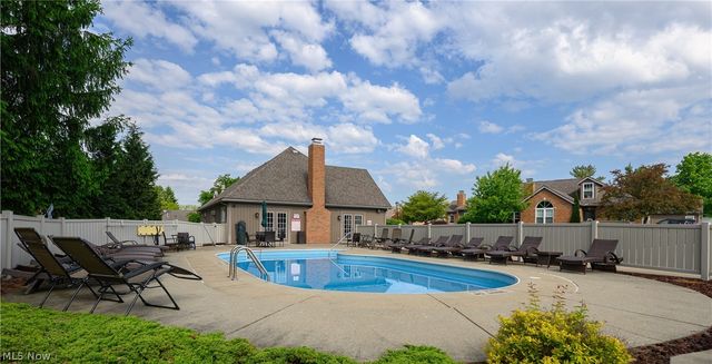 3646 Barrington Place NW, Canton, OH 44708