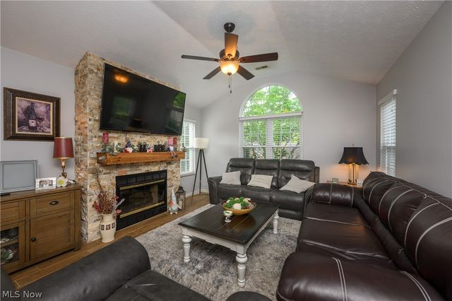 3646 Barrington Place NW, Canton, OH 44708