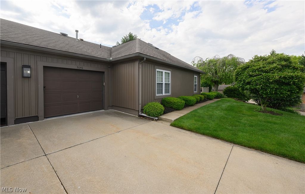 3646 Barrington Place NW, Canton, OH 44708
