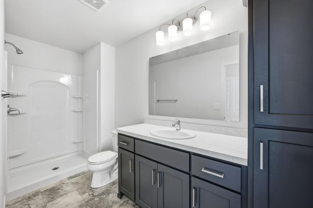 2506 Fulton Loop S, Fargo, ND 58104