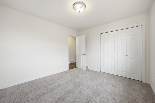 2506 Fulton Loop S, Fargo, ND 58104