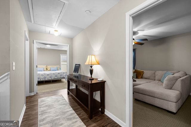 77 Lakeshore Parkway, Newnan, GA 30263