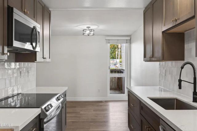 3700 Dean Drive 107, Ventura, CA 93003