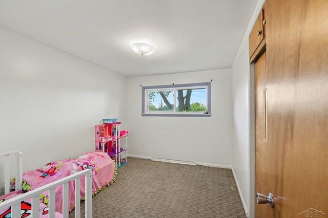 1609 N Center Road, Saginaw Twp, MI 48638