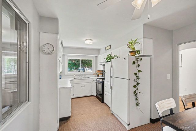 1609 N Center Road, Saginaw Twp, MI 48638