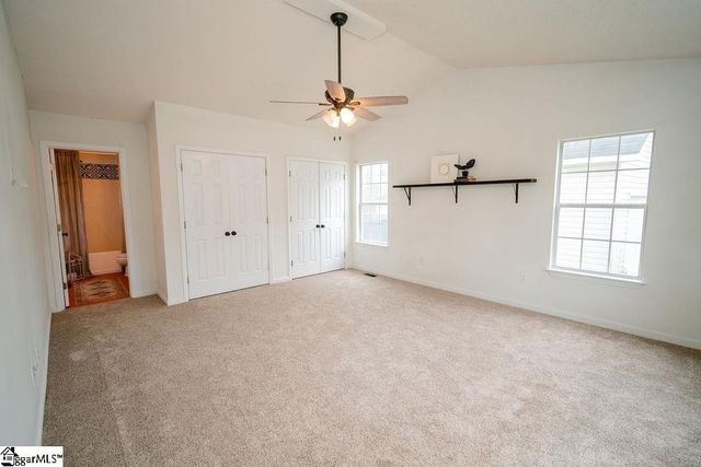 611 Oak Valley Drive, Simpsonville, SC 29681