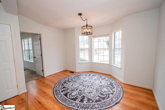 611 Oak Valley Drive, Simpsonville, SC 29681