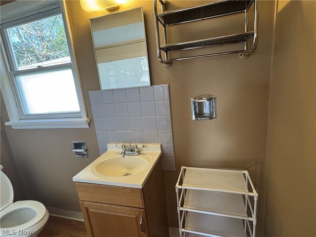 2350 Newton Street, Akron, OH 44305