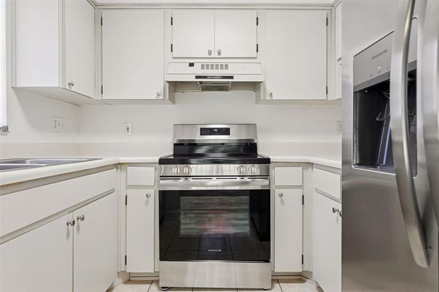 2690 CORAL LANDINGS BOULEVARD 125, Palm Harbor, FL 34684