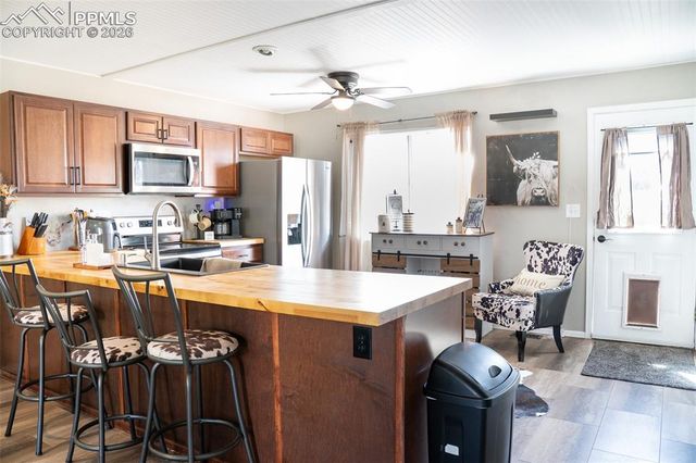 1874 Lanka Lane, Colorado Springs, CO 80915