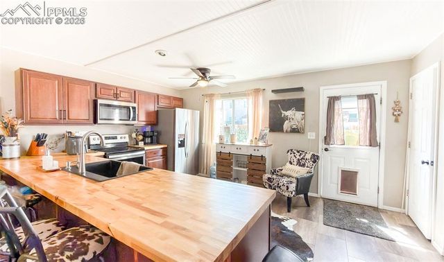 1874 Lanka Lane, Colorado Springs, CO 80915