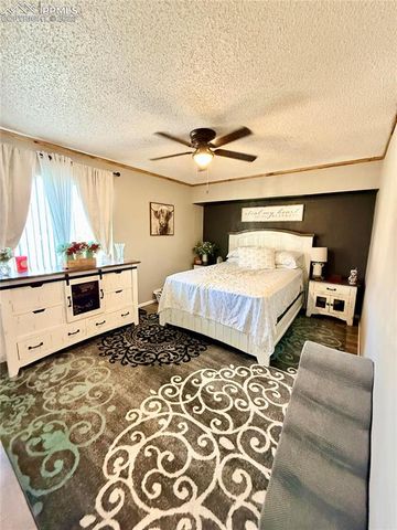 1874 Lanka Lane, Colorado Springs, CO 80915