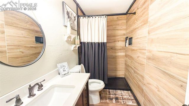 1874 Lanka Lane, Colorado Springs, CO 80915