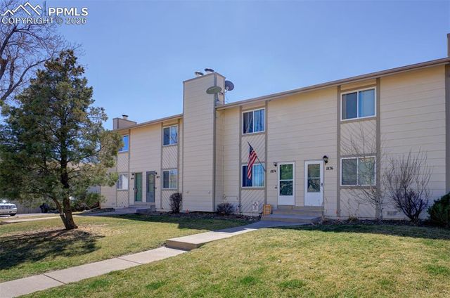 1874 Lanka Lane, Colorado Springs, CO 80915