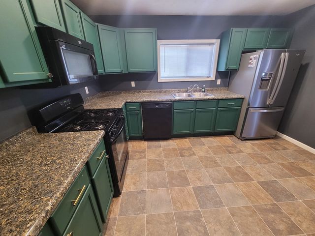 1211 E Elm Street, West Frankfort, IL 62896